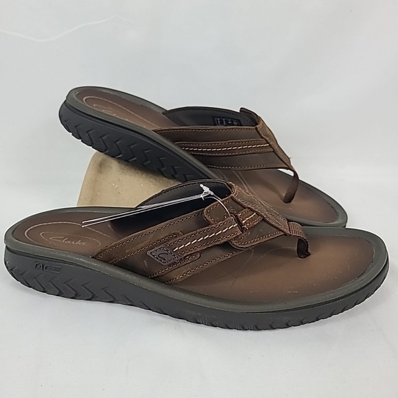 NEW Clarks Men's Wesley Sun Brown Beeswax Leather 26176987 Sz 8 NIB - Picture 1 of 7
